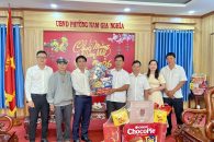 ĐIỂM SINH HOẠT TÔN GIÁO TÂN PHÚ VÀ CHI HỘI TIN LÀNH ĐẮK R’MOAN THĂM, CHÚC TẾT PHƯỜNG NAM GIA NGHĨA